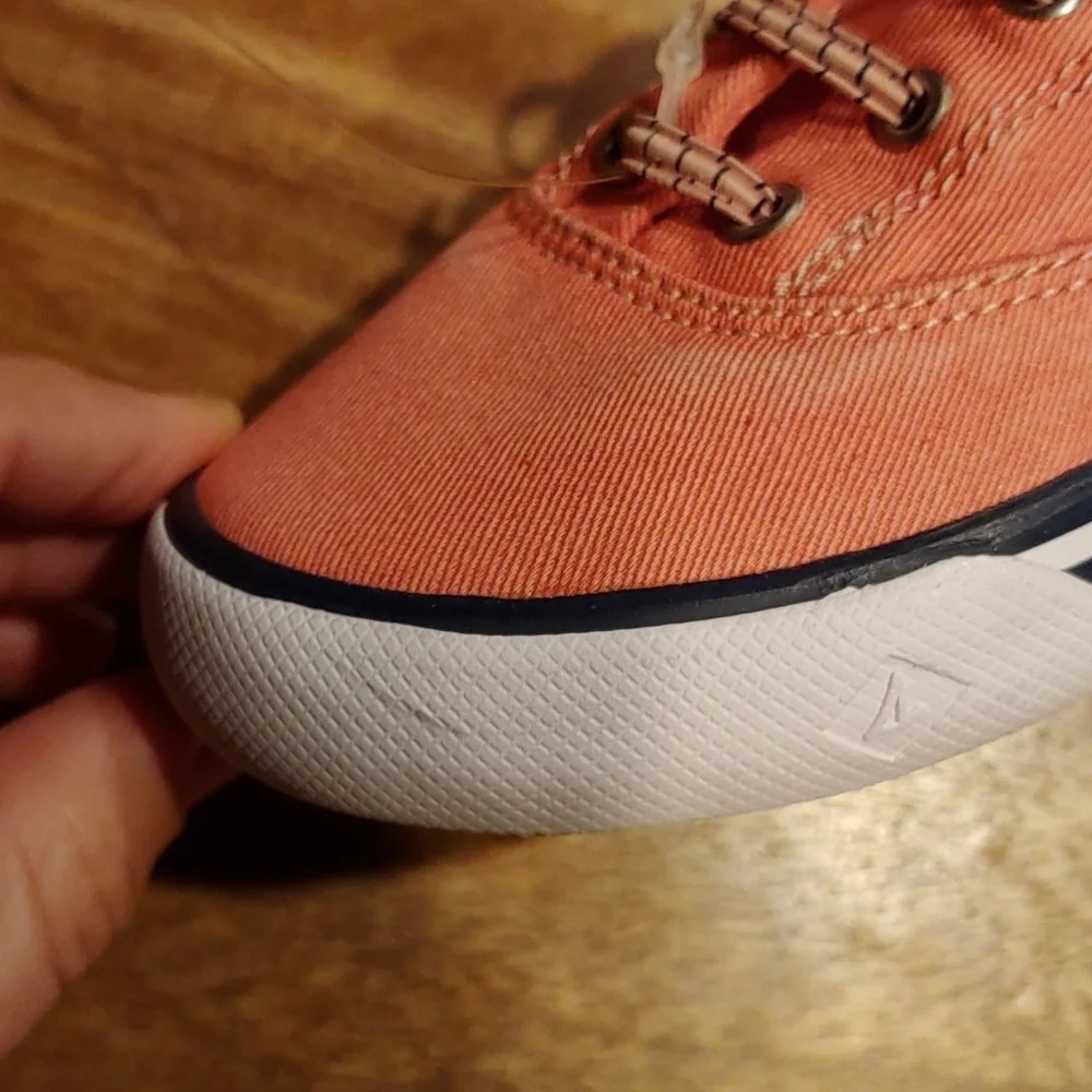 Sperry Vineyard Vines Sneaker Size 9.5